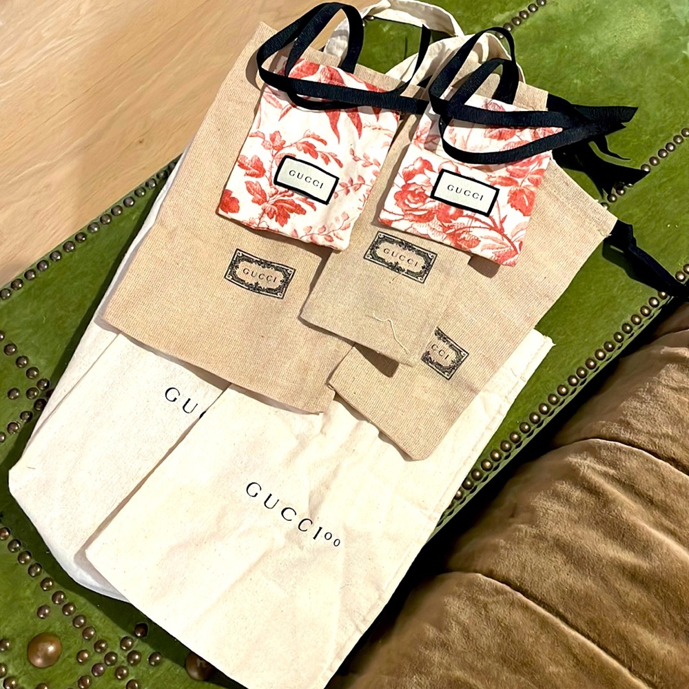 GUCCI Pouch Bundle